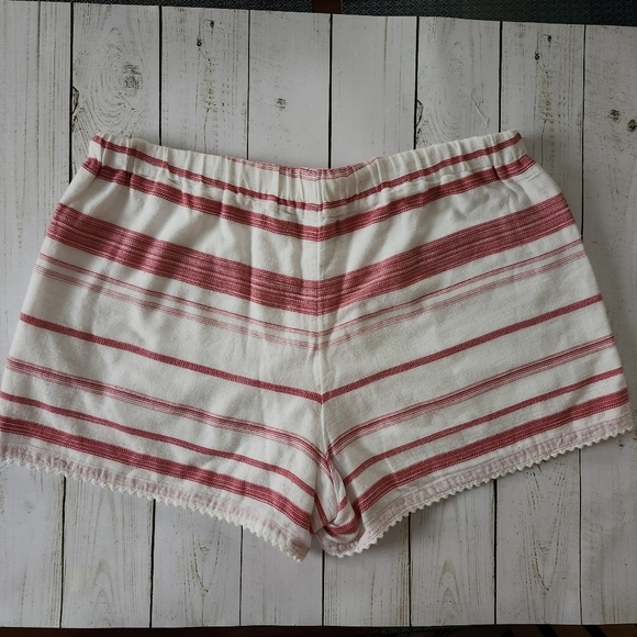 POLO Ralph Lauren Striped Red and White Women's Cotton Shorts Size Petite Small - Picture 2 of 14